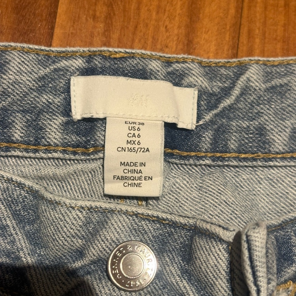 H&M Light Blue High-Rise Wide Leg Jeans - Picture 4 of 5